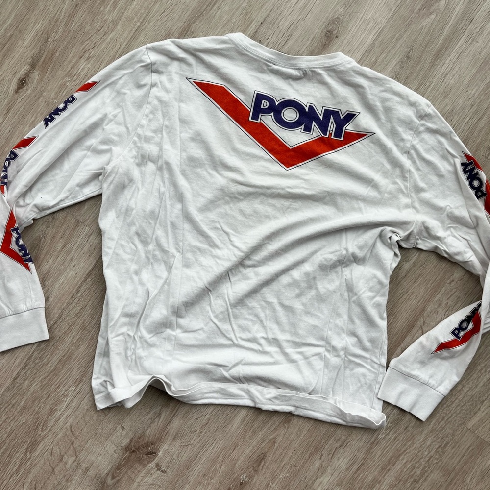 PONY SPELLOUT LONG SLEEVE